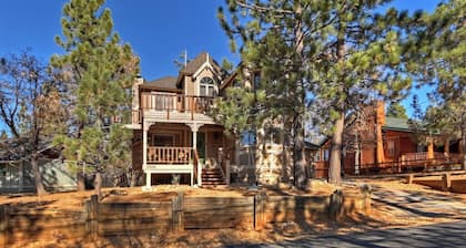 Canyon Castle Mtn Retreat w Hot Tub