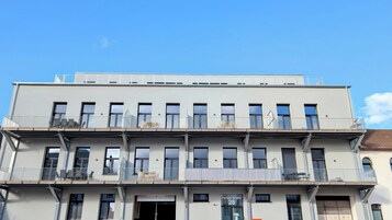 Fachada de la propiedad