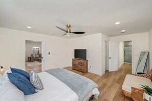 4 quartos, ferros/tábuas de passar roupa, Wi-Fi, roupa de cama