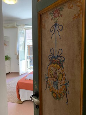 Deluxe Double Room, Balcony, City View | Blackout curtains, iron/ironing board, free WiFi - Guesthouse Le Sibille (Taormina)