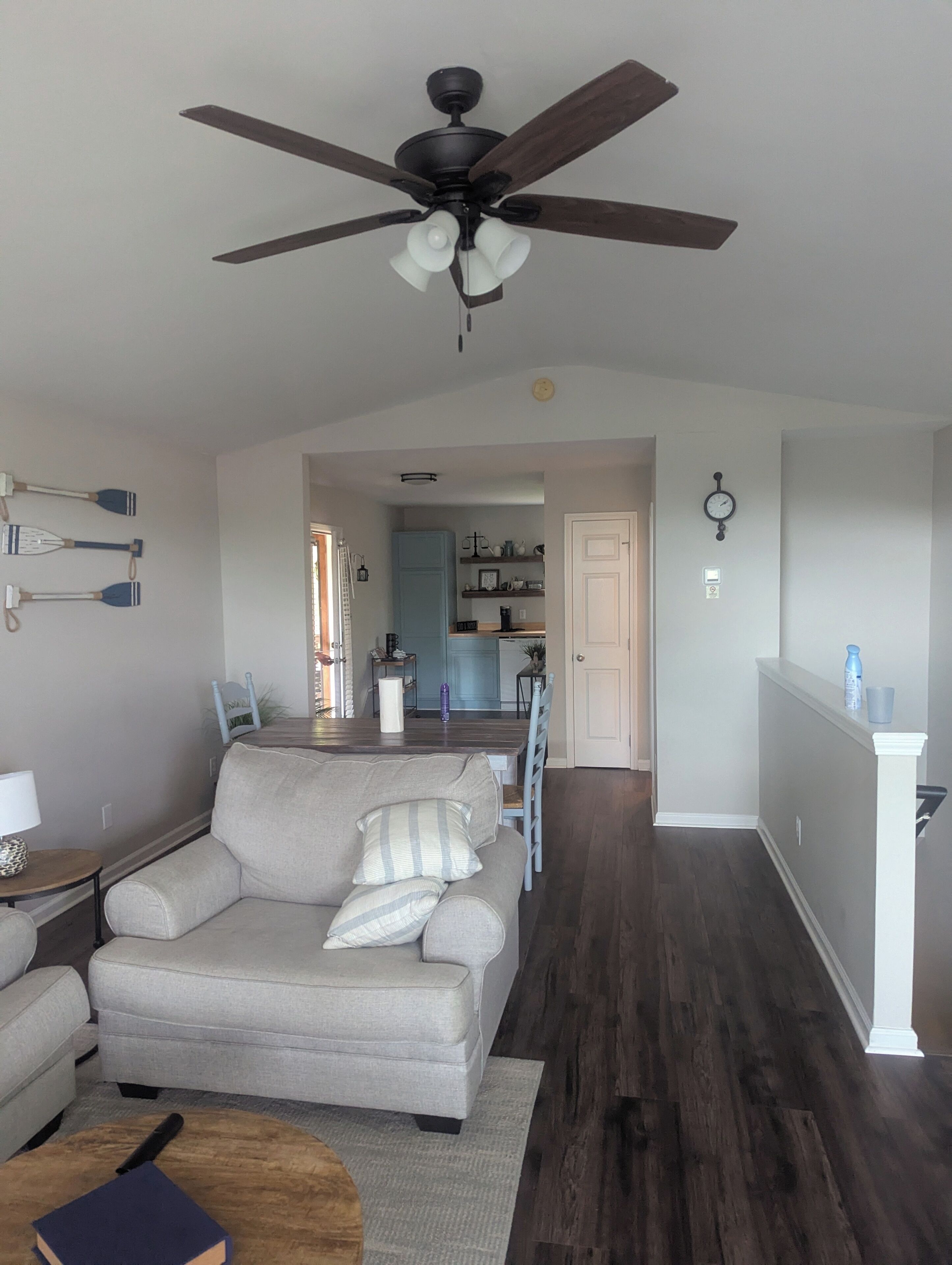 Smart TV, DVD player, books