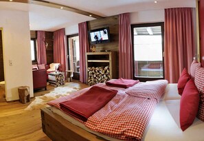 Apartment | 1 bedroom, iron/ironing board