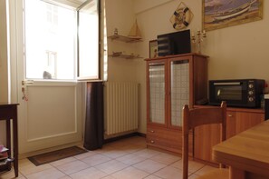 Interior - La casa di Paola - One Bedroom House, Sleeps 3 (Numana)