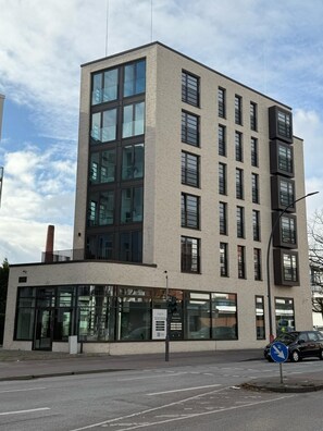 Front of property - Urban Heaven Aparthotel (Hamburg)