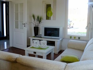 House | Living area - Holiday Home in Wietzendorf With Terrace (Wietzendorf)