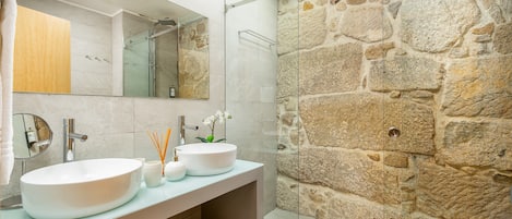 Apartment | Bathroom