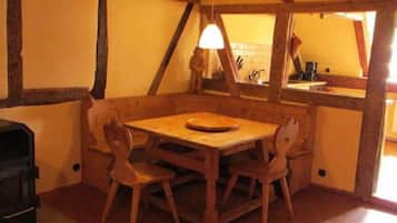 House | Dining