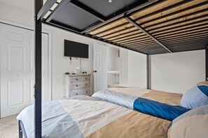 3 chambres, fer et planche à repasser, Wi-Fi, draps fournis