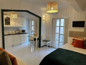 1 quarto, ferros/tábuas de passar roupa, Wi-Fi, roupa de cama