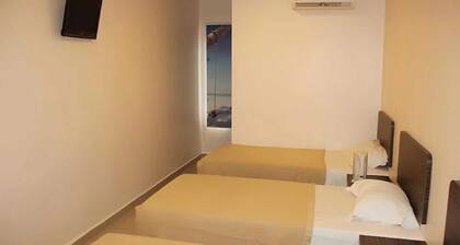 OYO 91119 Hotel D Lima Inn