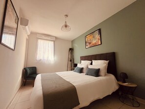 2 chambres, lit parapluie, Wi-Fi gratuit, draps fournis