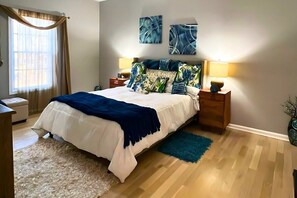 4 soverom, skrivebord, strykejern/-brett og wi-fi (inkludert)