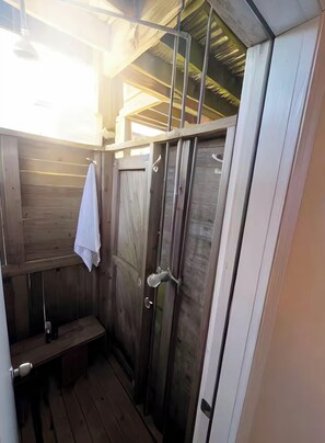 Shower, hair dryer, towels, soap - Gatsby’s Main Level. Ocean Bay Park. 
Heated Saltwater Pool + Hot Tub. Sleeps 14 (Ocean Beach)