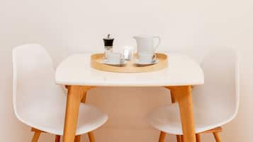 Apartment | Dining