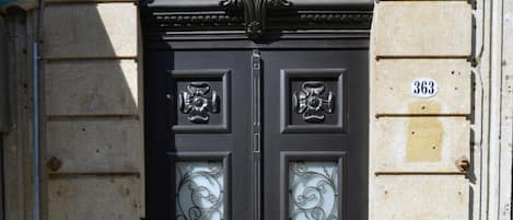 Apartment | Exterior detail