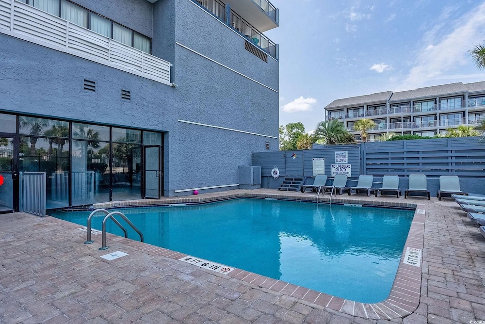 Bluewater Resort by null