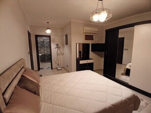 2 habitaciones, tabla de planchar con plancha y wifi gratis 