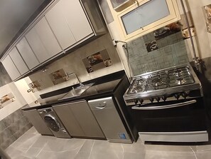 Fridge, microwave, oven, stovetop - Al Rehab prime (Cairo Governorate)
