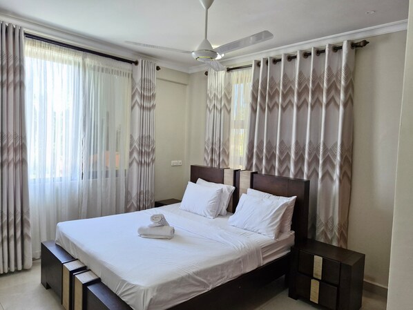 3 bedrooms, iron/ironing board, WiFi