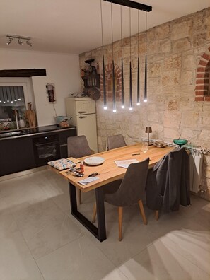 House | Living room - Holiday Home in Vabriga With Pool Near Beaches (Tar-Vabriga)