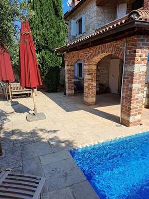 House | Garden - Holiday Home in Vabriga With Pool Near Beaches (Tar-Vabriga)