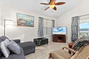 Smart TV - Long Island Village 314 (Port Isabel)