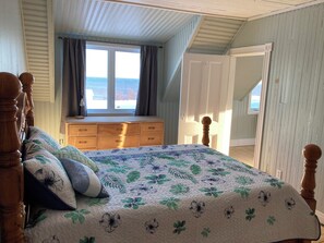 3 camere, una scrivania, ferro/asse da stiro, Wi-Fi gratuito