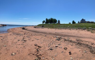 ** NEW** Private beach and Gaspesian charm in the heart of Baie des Chaleurs