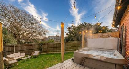 Charming family escape near Calshot Beach & New Forest