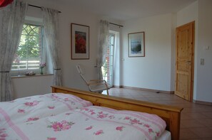 1 Schlafzimmer, Reisekinderbett, WLAN
