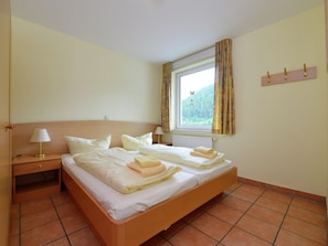 Ferienhaus | 2 Schlafzimmer, individuell eingerichtet