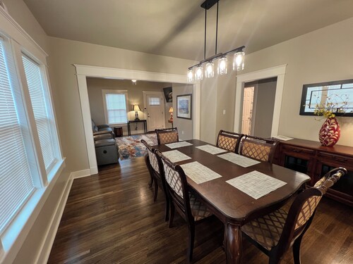 Charming 2-bedroom two bath house in fantastic Tulsa with office/ fitness room