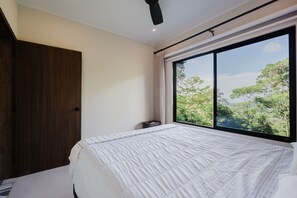 Casa, 3 habitaciones, baño privado, vistas al mar | Vistas desde la habitación