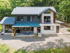 Front of property - Casa Cali Beautiful Rainforest Hideaway  (Savegre)