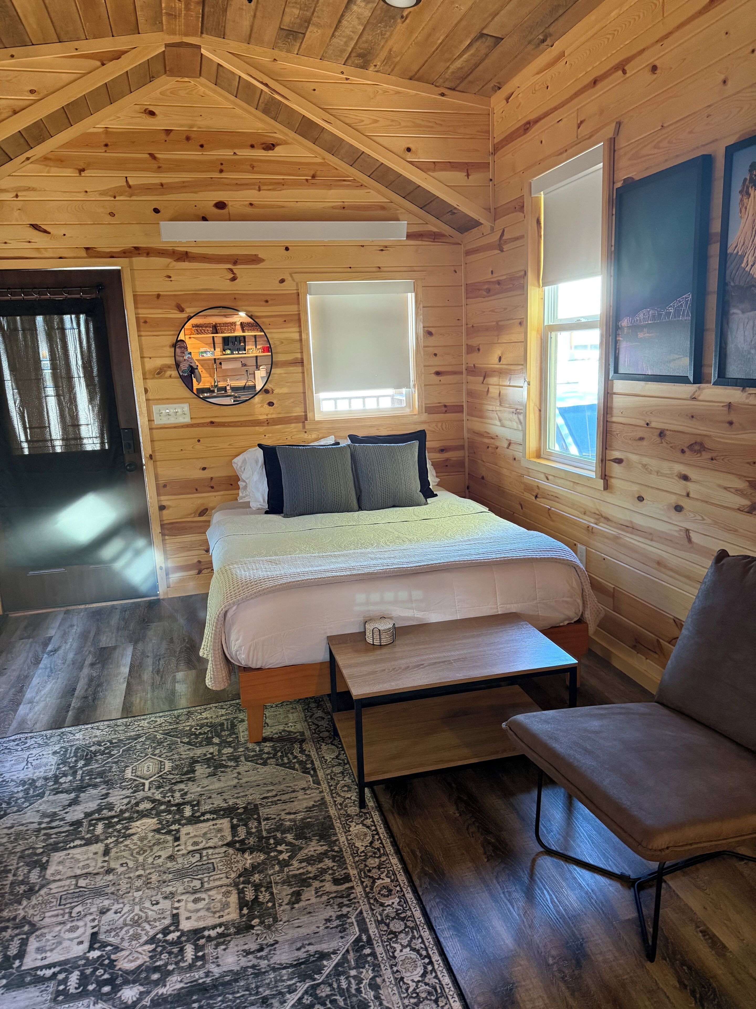 1 bedroom, travel crib, free WiFi, bed sheets