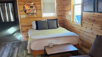 1 bedroom, travel crib, free WiFi, bed sheets
