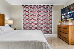 4 habitaciones, tabla de planchar con plancha, wifi y ropa de cama 