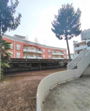 Exterior - Bright and Cozy Apartment in Bibione (San Michele al Tagliamento)