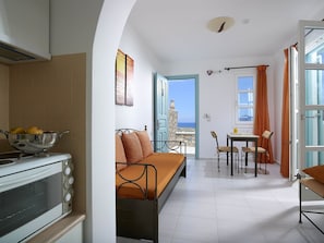 Suíte família, sacada, vista para o mar | Cofres nos quartos, cortinas blackout, quartos à prova de som