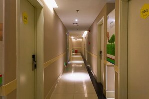 Unclassified image, 3 of 20, button - 100 Inn (Shanghai Changhai Hospital & Xiangyin Road Metro Station) (Shanghai)