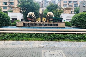 Unclassified image, 2 of 20, button - 100 Inn (Shanghai Changhai Hospital & Xiangyin Road Metro Station) (Shanghai)
