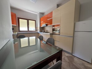 Apartment, Balcony, Beach View | Private kitchen - Elly Seaside Apartment (Durrës)