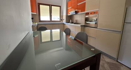 Elly Seaside Apartment