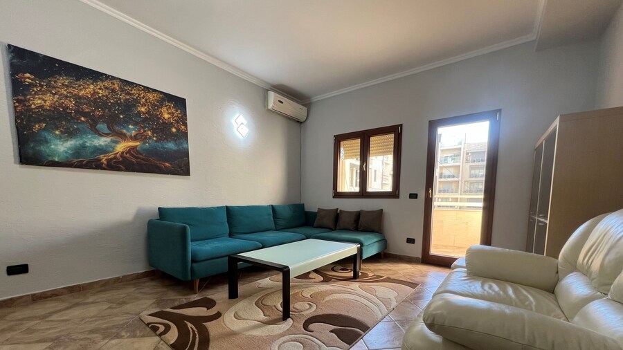 Elly Seaside Apartment