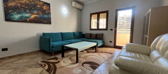 Elly Seaside Apartment