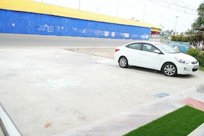 Free self parking