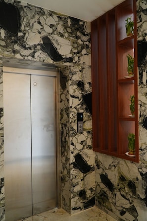 Elevator