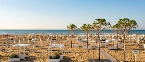 Villa, 2 soverom, balkong, hageutsikt | Strand