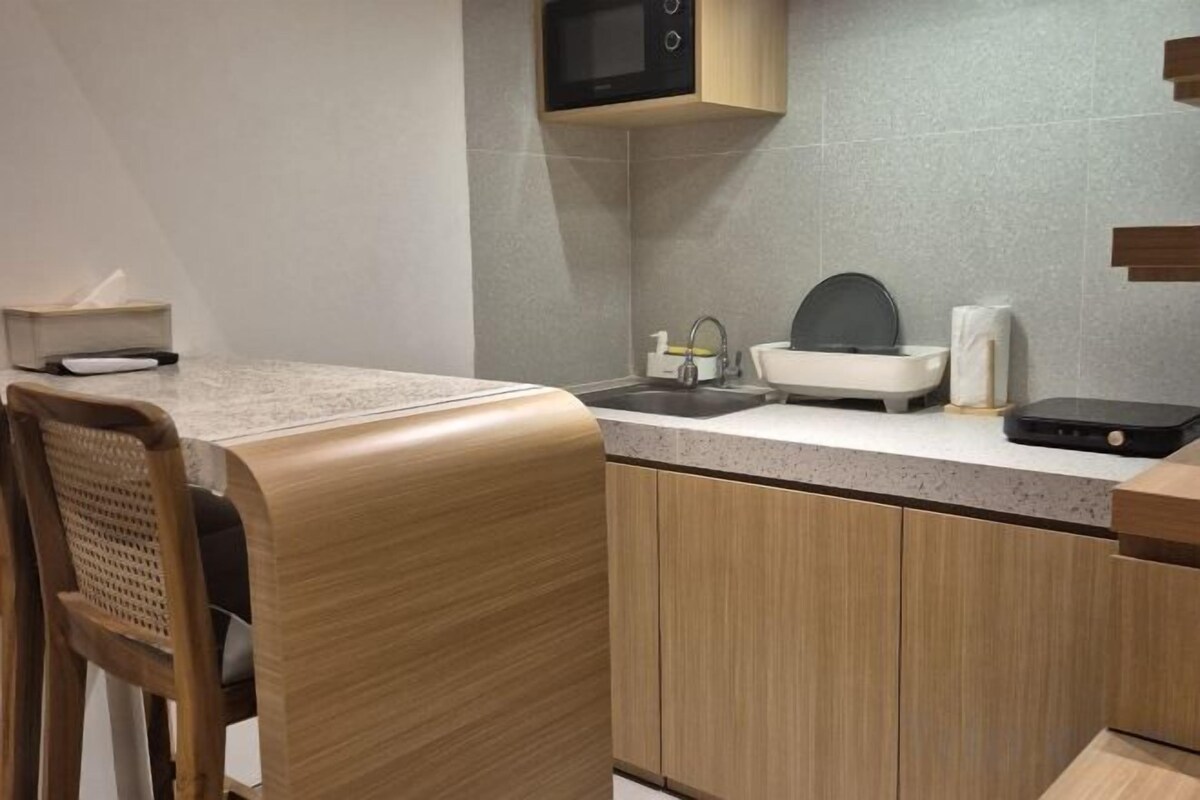 Private kitchen | Mini-fridge