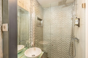 Apartment | Bathroom - Stylish River View Apartment in Porto (Porto)